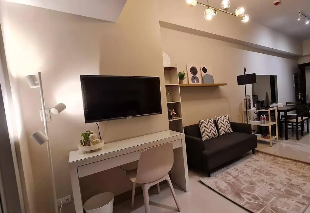 Apartamento 1Br King, Modern Balcony, Wi-Fi, Netflix, Bgc Manila