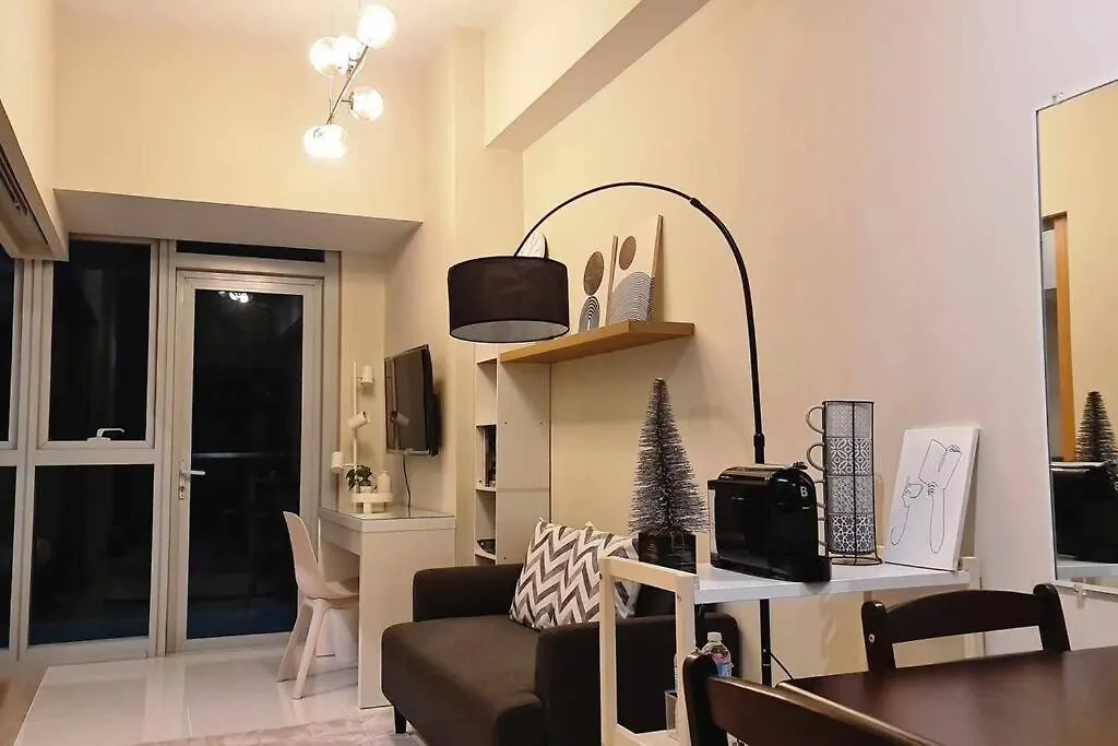 Apartamento 1Br King, Modern Balcony, Wi-Fi, Netflix, Bgc Manila