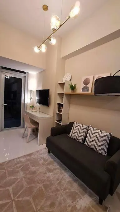 1Br King, Modern Balcony, Wi-Fi, Netflix, Bgc Apartment Manila