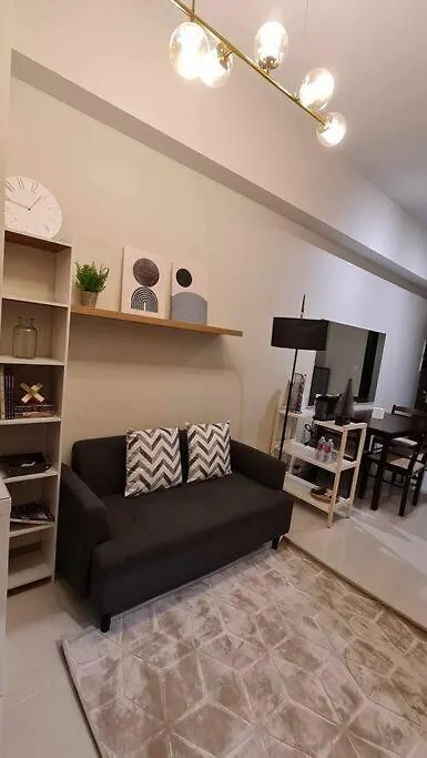 1Br King, Modern Balcony, Wi-Fi, Netflix, Bgc Apartment Manila