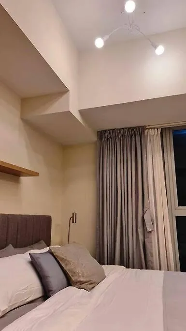 1Br King, Modern Balcony, Wi-Fi, Netflix, Bgc Apartment Manila