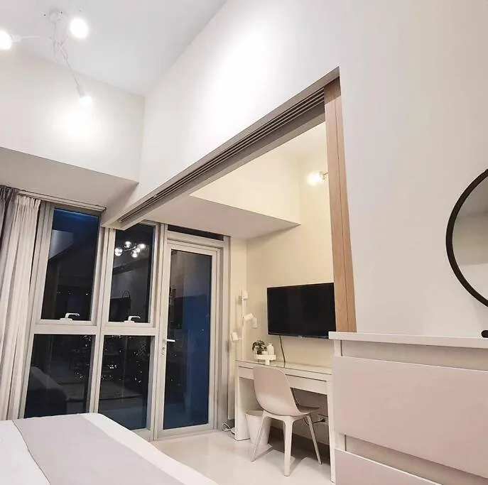 1Br King, Modern Balcony, Wi-Fi, Netflix, Bgc Apartment Manila 0*,